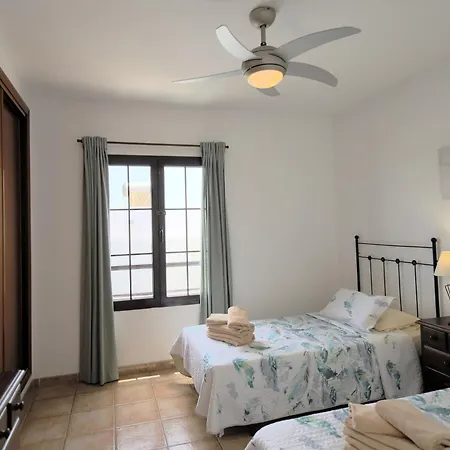 Charming Mojones 3 Bedrooms Child Friendly Pool Lise Short Walk To Old Town Puerto Del Carmen Tias