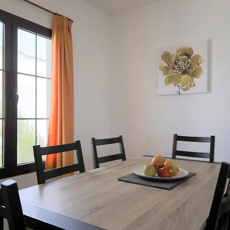 Charming Mojones 3 Bedrooms Child Friendly Pool Lise Short Walk To Old Town Puerto Del Carmen Villa Tias